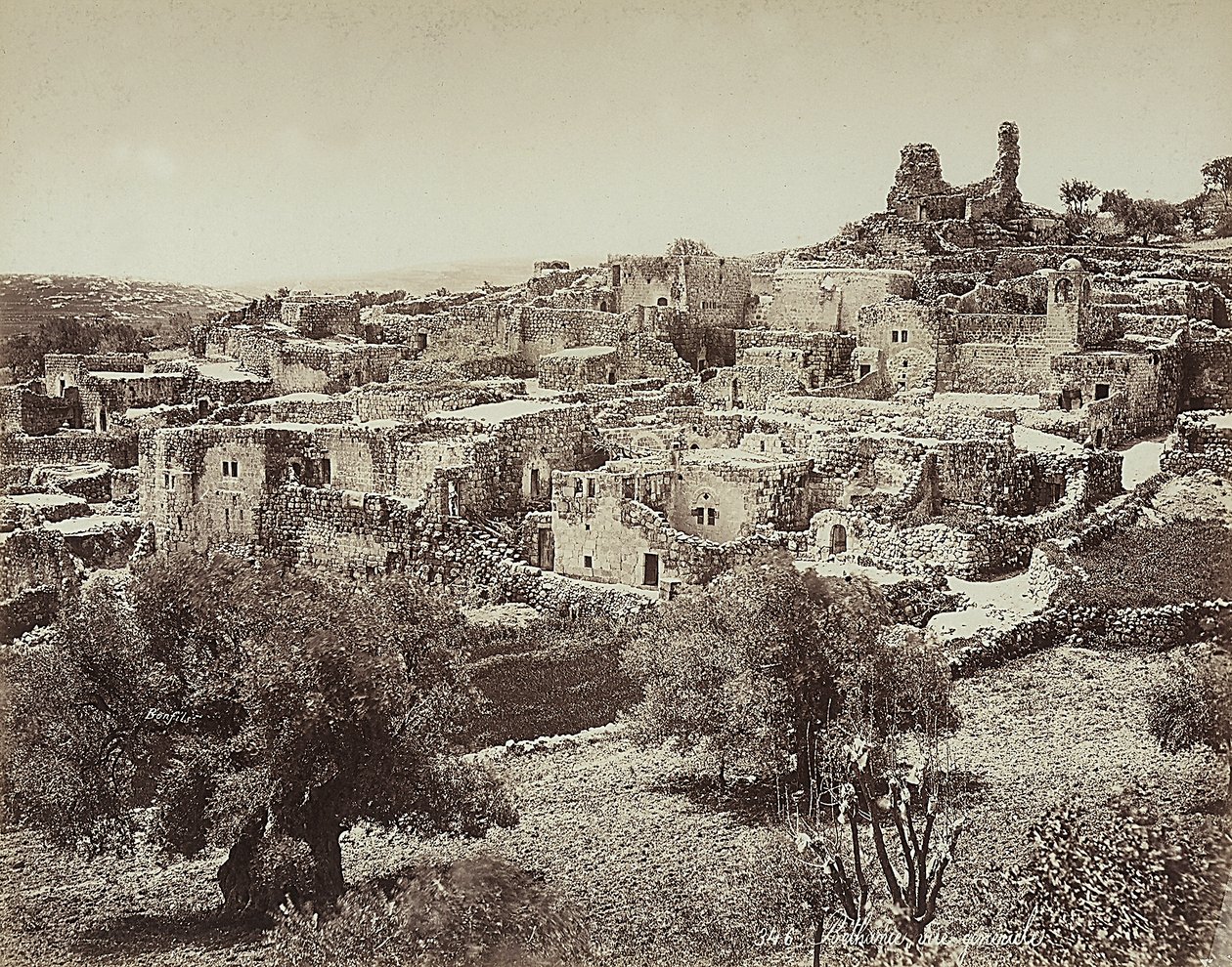 Panoramatický pohled na Betánii, starobylé jméno malé vesnice na východní straně Olivetské hory, na silnici, která vede z Jeruzaléma do Jericha od Félix Bonfils