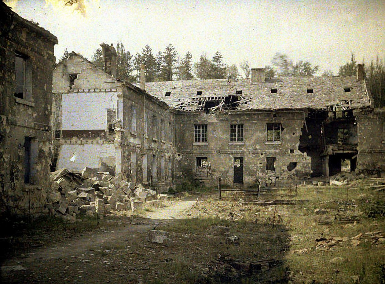 Sklárna, Vauxrot, Cuffies, Aisne, Francie, 1917 (autochrom) od Fernand Cuville