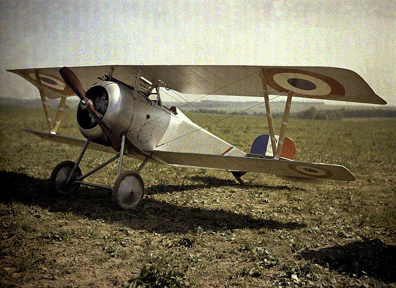 Dvouplošník Nieuport, Aisne, Francie, 1917 (autochrom) od Fernand Cuville