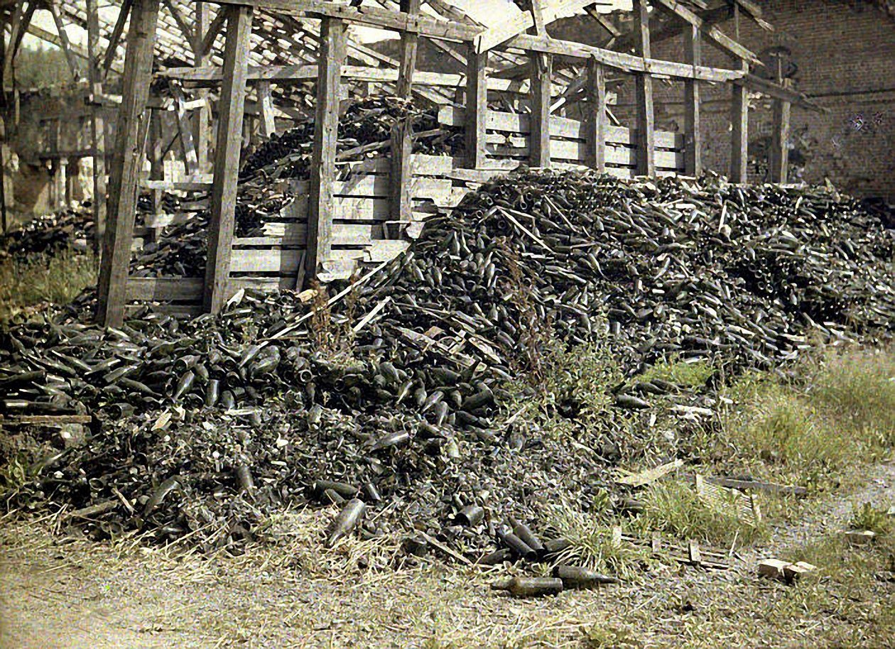 Ruiny těžce poškozeného lihovaru Vauxrot, Cuffies, Aisne, Francie, 1917 (autochrom) od Fernand Cuville
