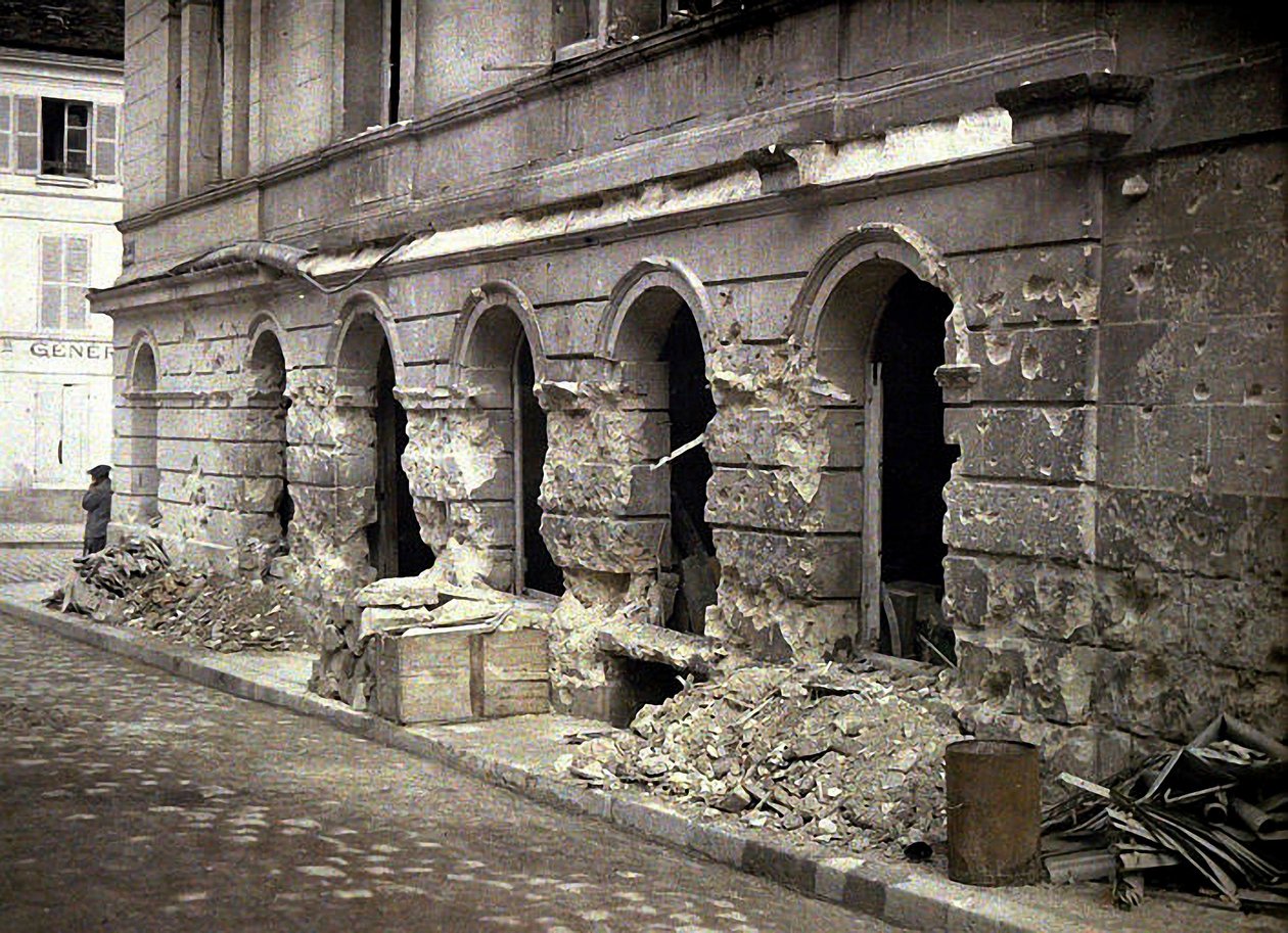 Soissons, po bombardování 5. července, Aisne, Francie, 1917 (autochrom) od Fernand Cuville