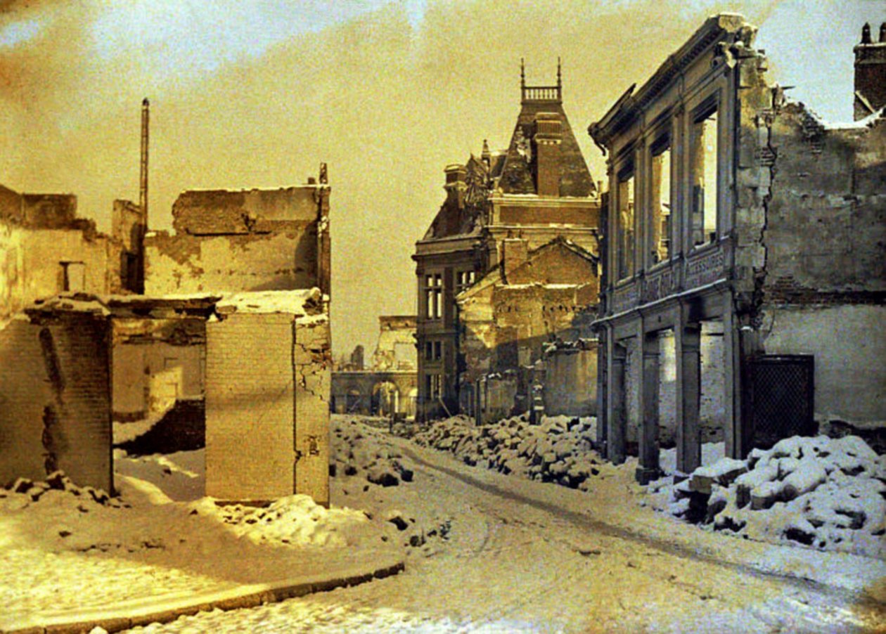 Chauny, Aisne, Francie, 1917 (autochrom) od Fernand Cuville