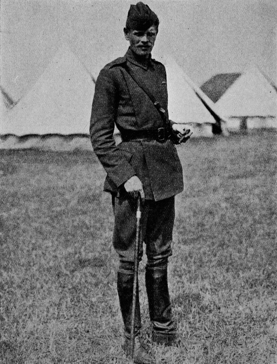 Poručík BH Barrington-Kennett, první pobočník RFC, 1912 1933 od Flight Photo