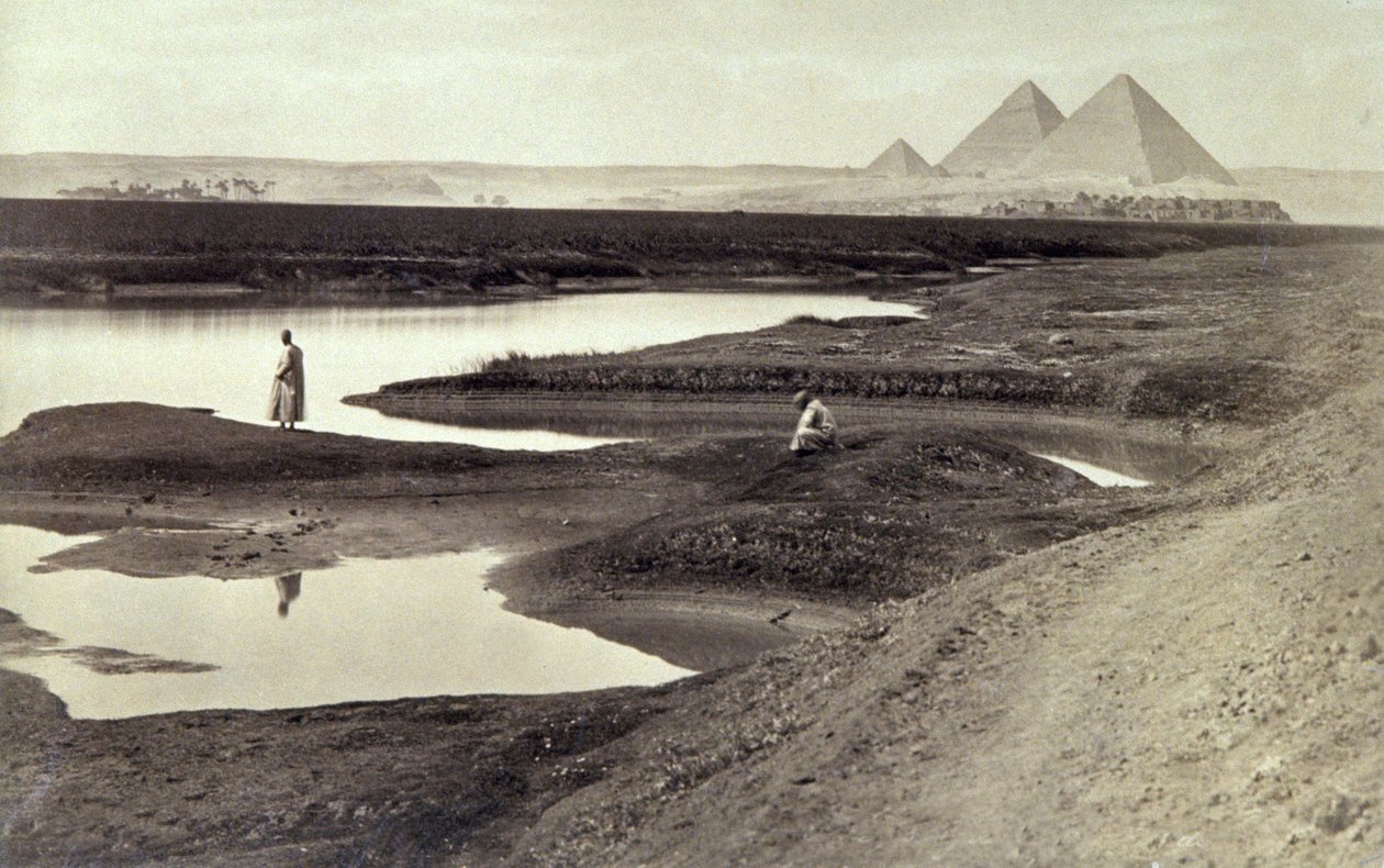 Pyramidy v Gíze, asi 1880 (čb fotografie) od Félix Bonfils