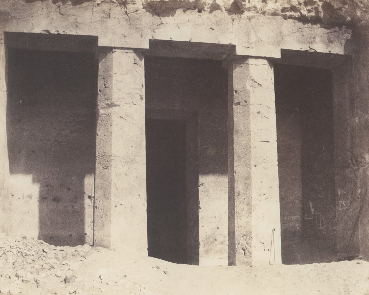 Béni-Haçan, Hypogean Architecture - Tomb of Amonei, 1851-52, tištěno 1853-54. od Félix Teynard
