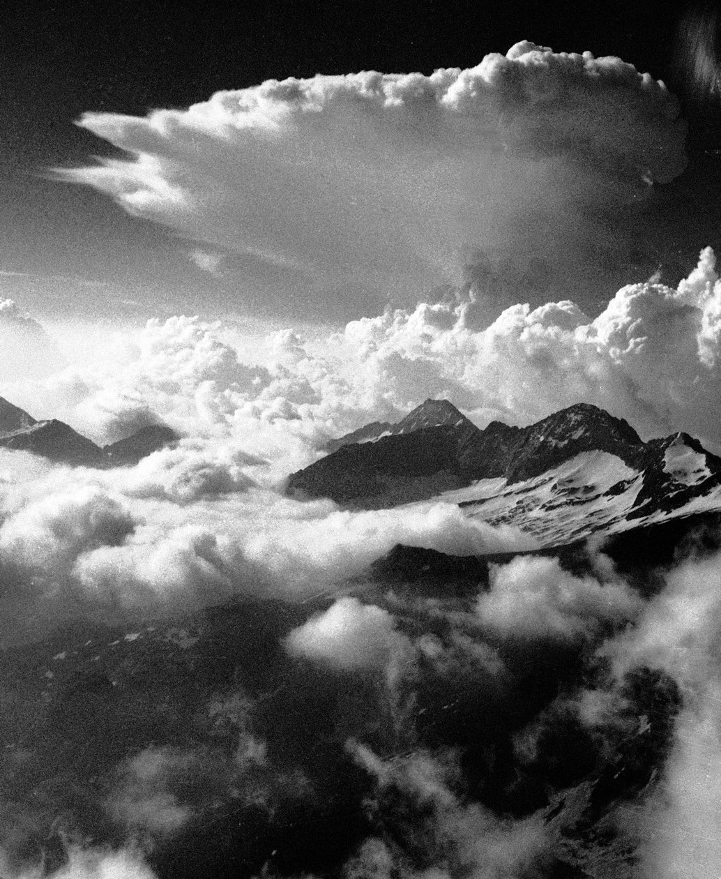 Výstup na Breithorn, vrchol pohoří Monte Rosa. od Fosco Maraini