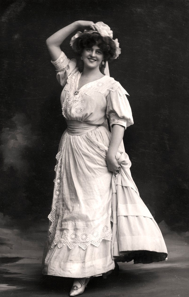 Marie Studholme 1875-1930, anglická herečka, 1900. od Foulsham and Banfield