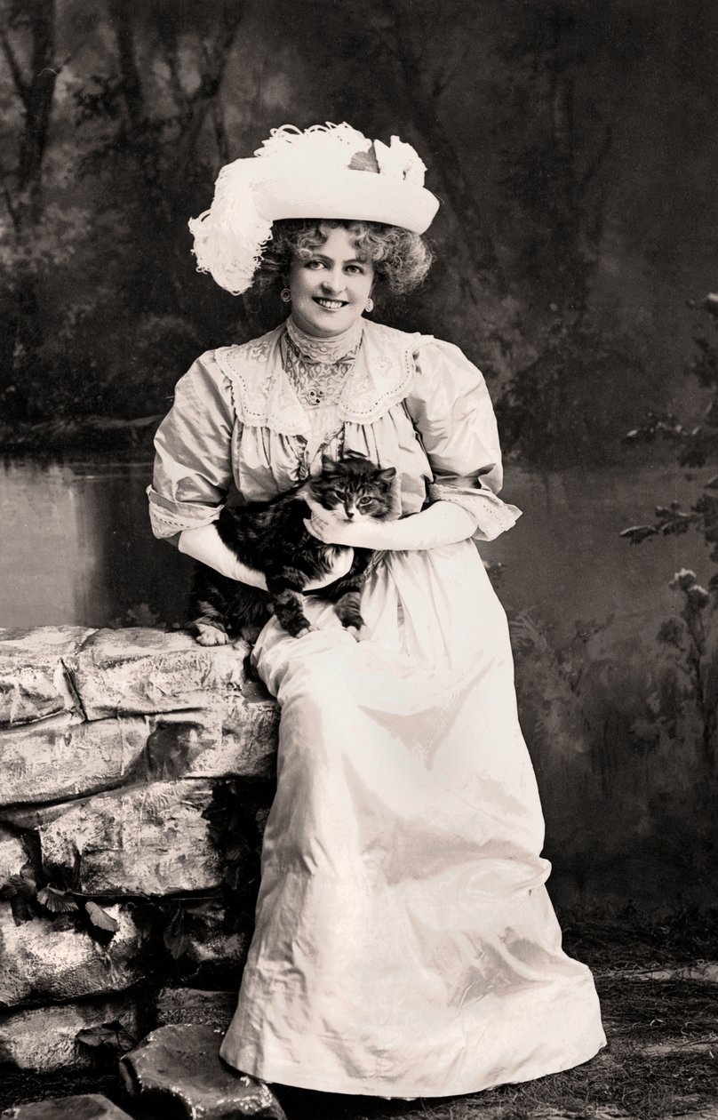 Marie Studholme 1875-1930, anglická herečka, 1900. od Foulsham and Banfield