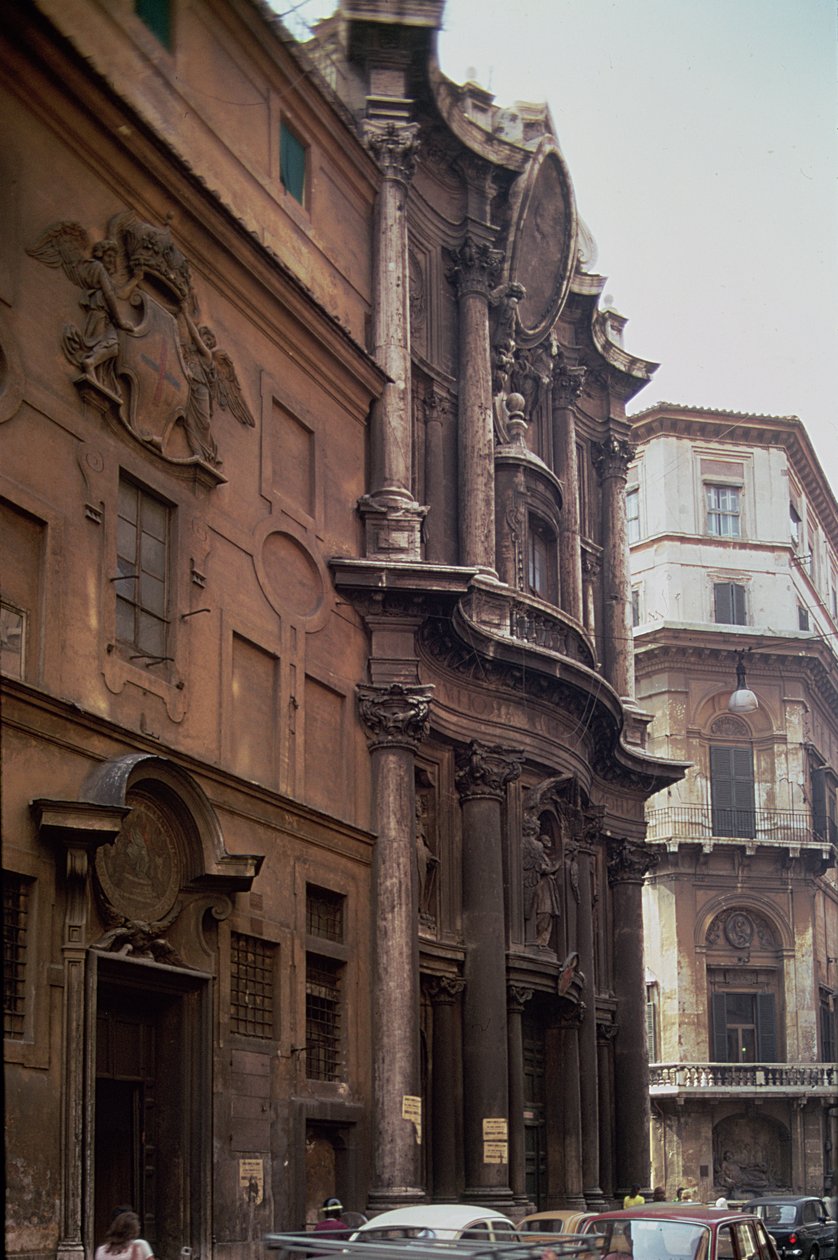 Fasády kostela a kláštera San Carlo alle Quattro Fontane, Řím, 1637-41 od Francesco Borromini