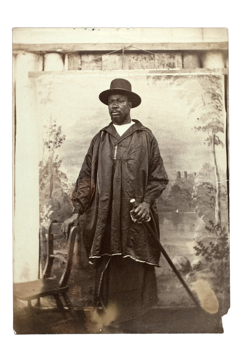 Mosazný král, Nigérie, asi 1875 (albumenový tisk) od Francis W. Joaque