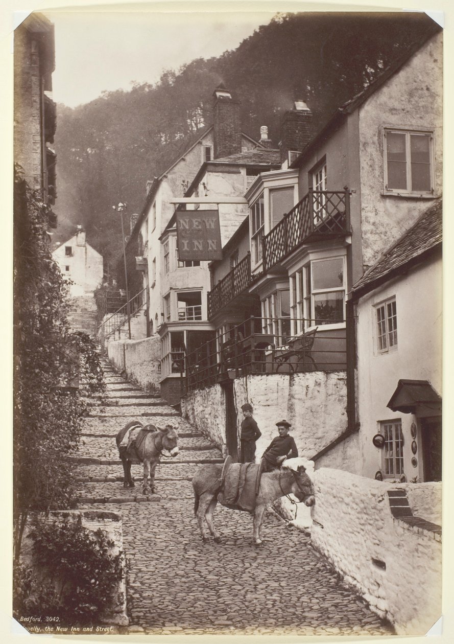 Clovelly, New Inn and Street od Francis Bedford