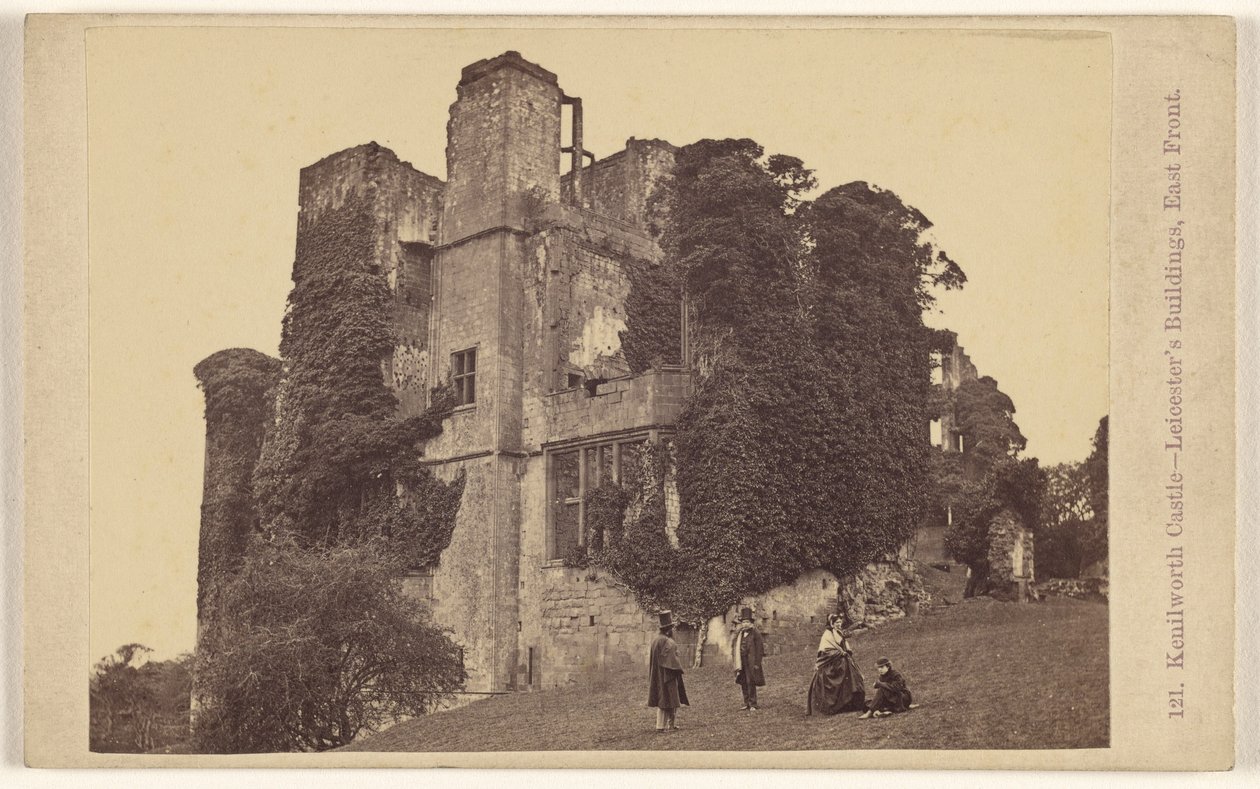 Hrad Kenilworth - Leicesterovy budovy, východní průčelí od Francis Bedford