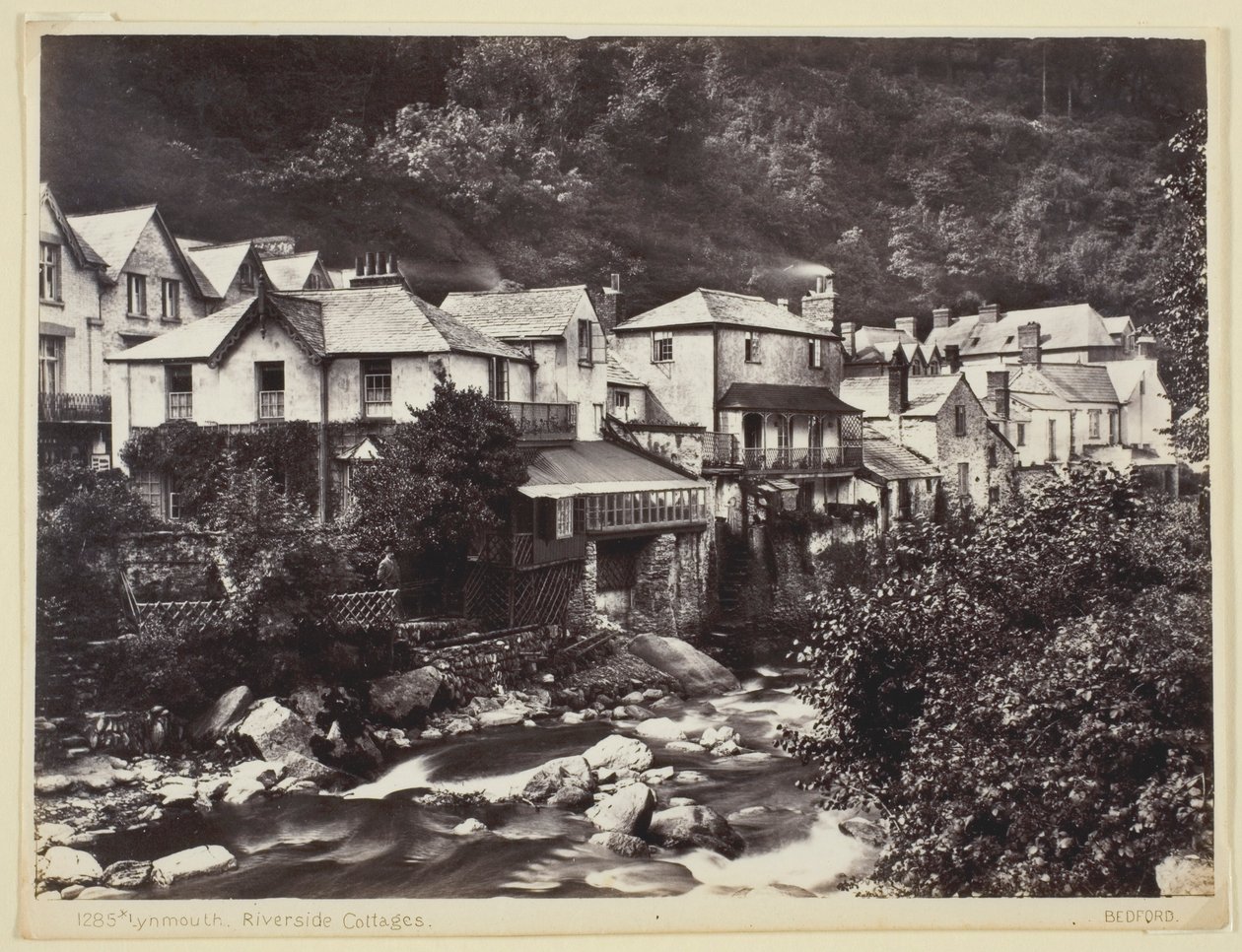 Lynmouth, Riverside Cottages od Francis Bedford
