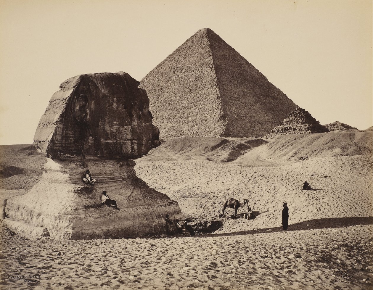 Sfinga, Velká pyramida a dvě menší pyramidy, Ghizeh, Egypt od Francis Bedford