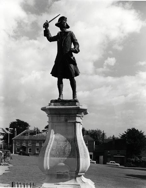 Socha generálmajora Jamese Wolfa (1727-59) (bronz) (čb foto) od Francis Derwent Wood