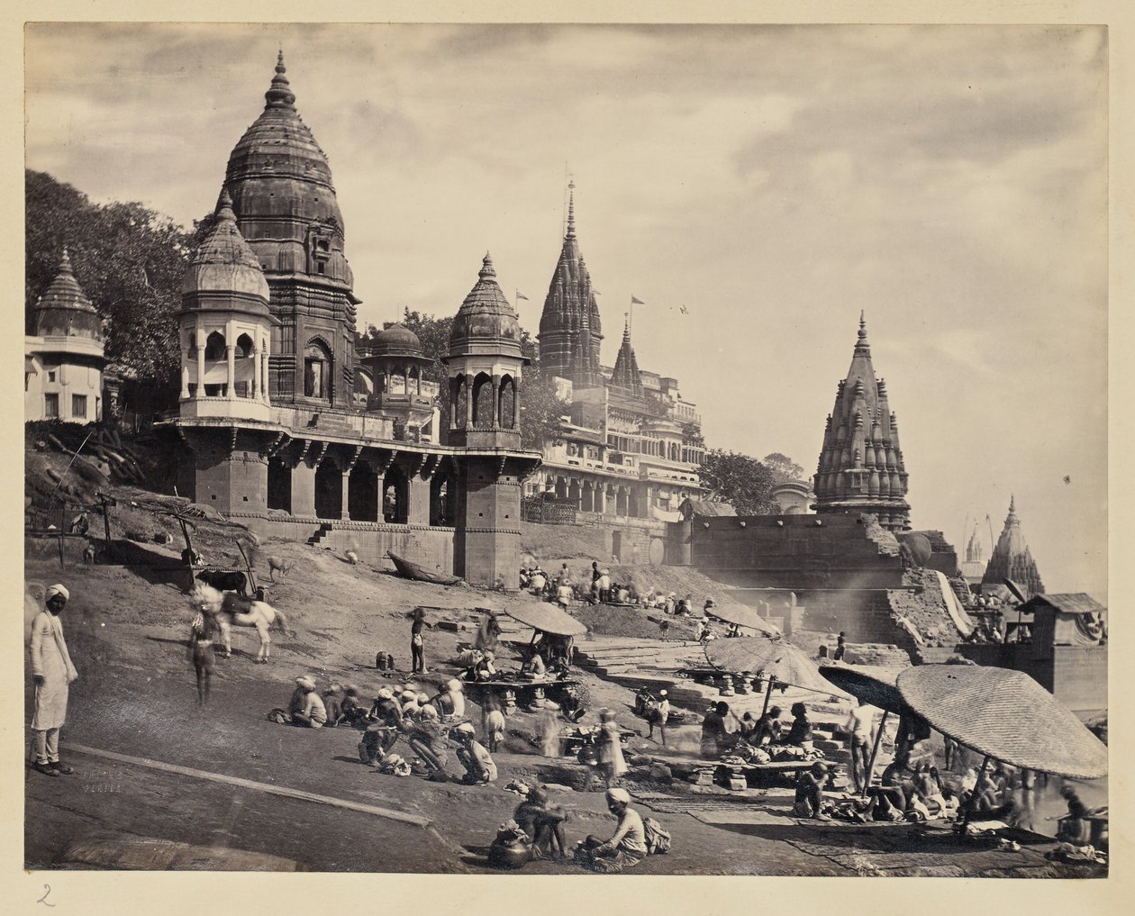 [Břeh Gangy a Manikarnika Ghat] od Francis Frith and Co.