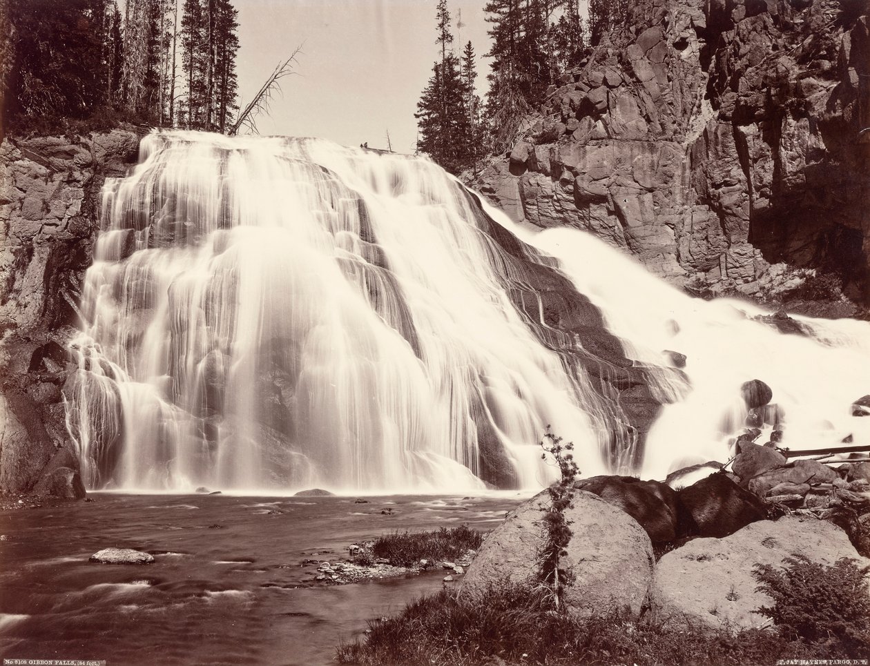Gibbon Falls od Frank Jay Haynes