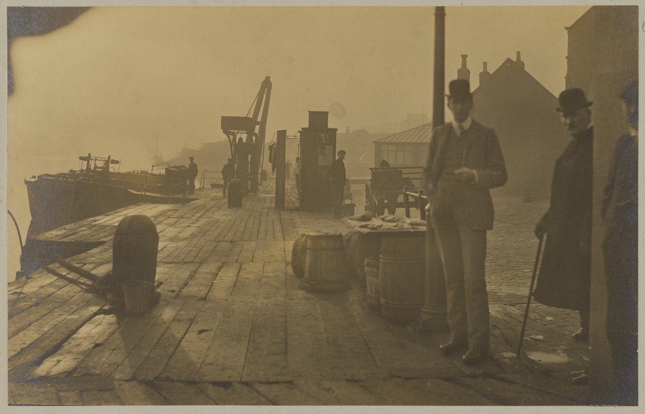 [Přístav Whitby] od Frank Meadow Sutcliffe