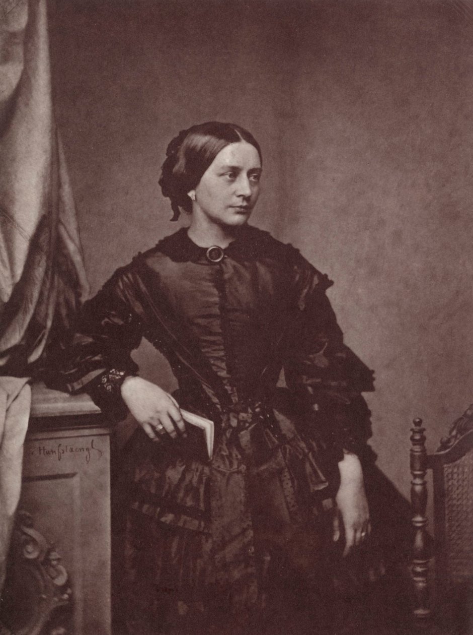 Clara Schumann, německá pianistka a skladatelka, 19. století od Franz Hanfstaengl