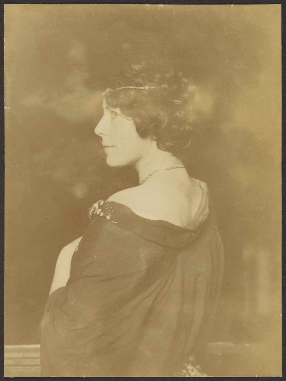 [Portrét neznámé ženy] od Franz von Stuck