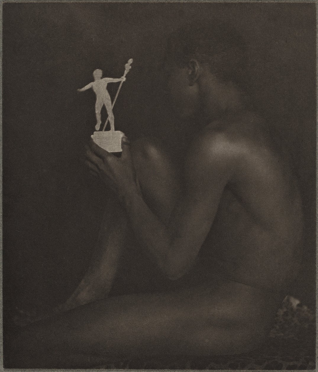 Eben a slonovina, 1899. od Fred Holland Day