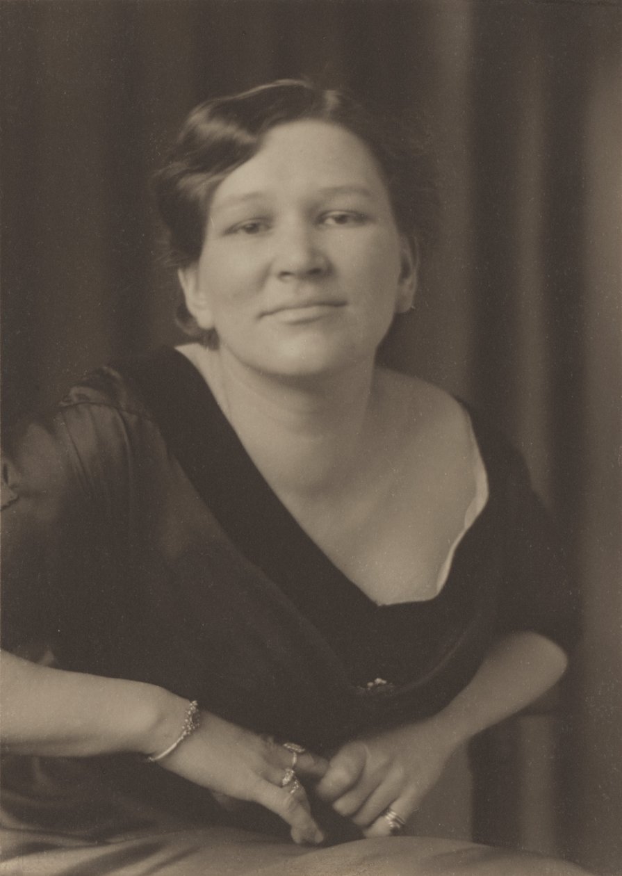 Phyllis Hatton od Frederick H. Evans