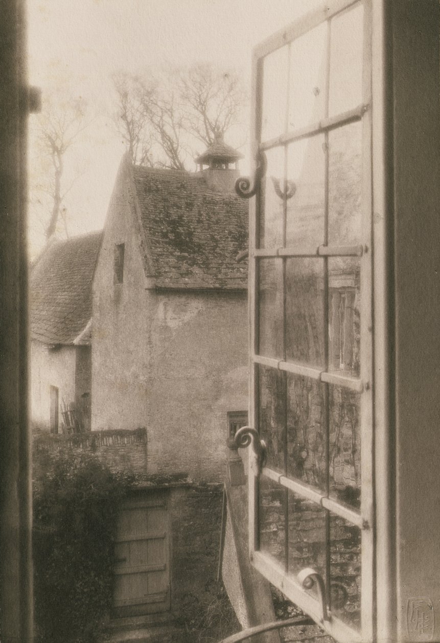 From a Window at Kelmscott Manor, 1896 (platinový tisk) od Frederick Henry Evans