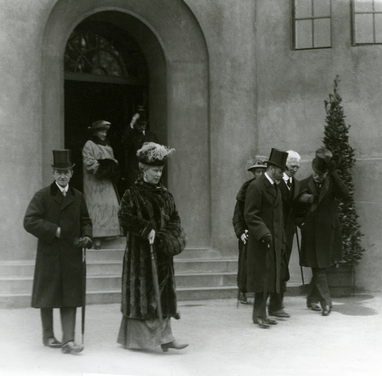 King George V a Queen Mary v londýnském Zoo Aquarium, 1924 od Frederick William Bond