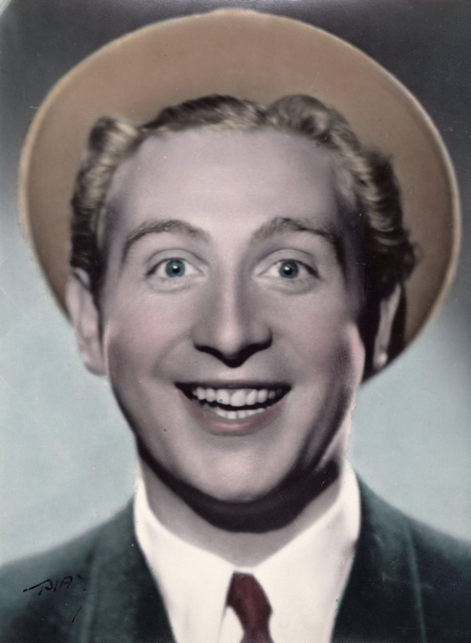 Charles Trenet (1913-2001), 1938 (kolorovaná fotografie) od French Photographer