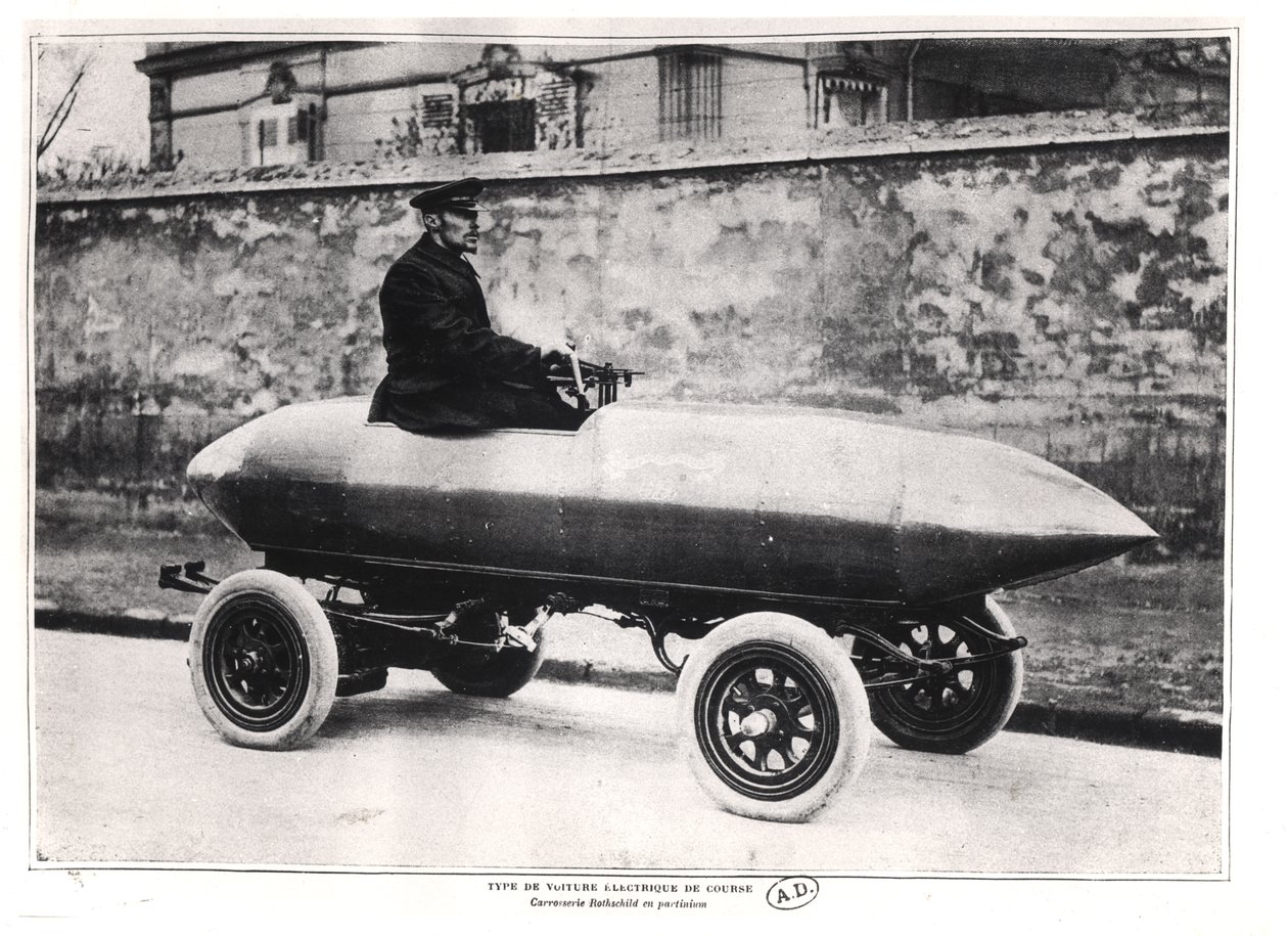 Elektrický závodní vůz Jenatzy La Jamais Contente, kolem roku 1900 od French Photographer