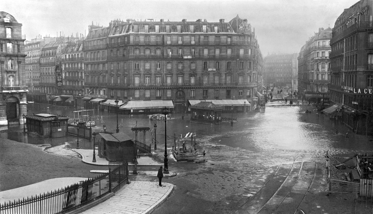 Záplavy před nádražím Saint-Lazare, Place de Rome, Paříž, leden 1910 od French Photographer