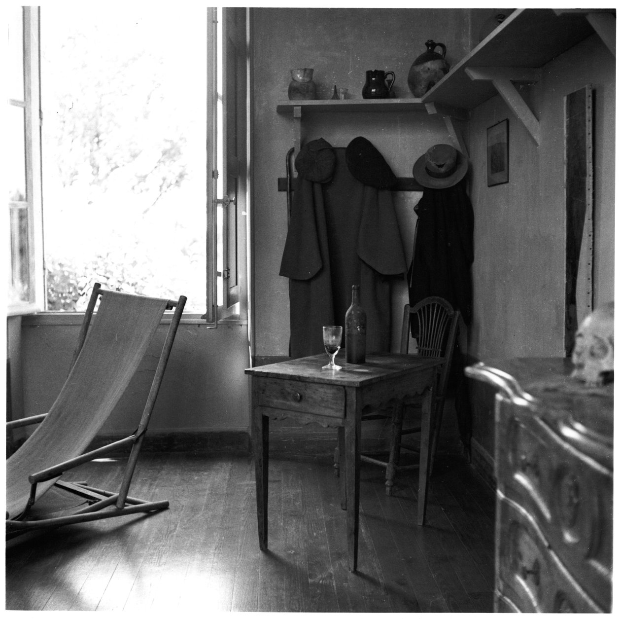 Interiér studia Cezannes v Aix-en-Provence, kolem 1900-02 od French Photographer