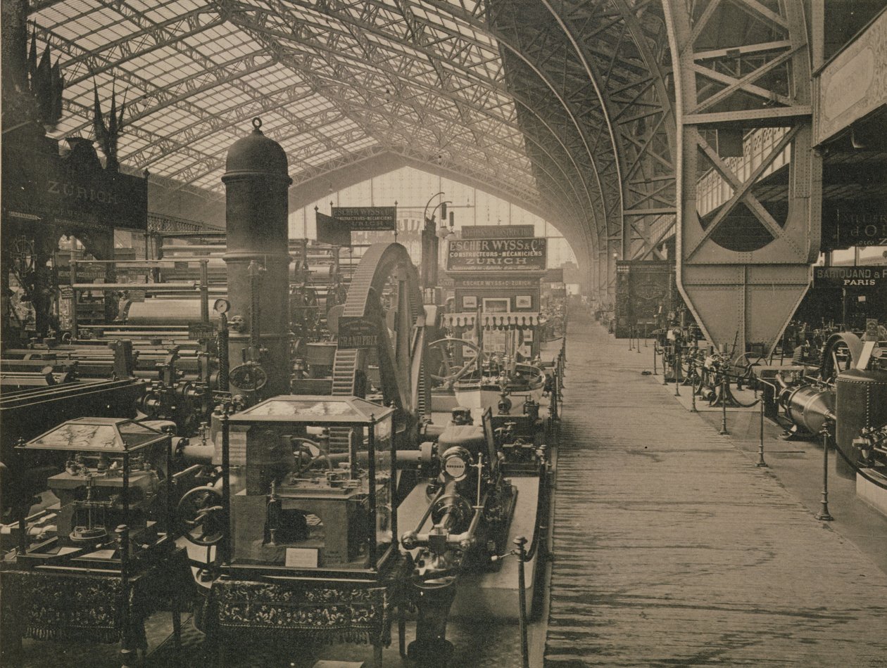 Pohled do interiéru strojovny z výstavy LAlbum de lExposition 1889, Glucq, Paříž 1889 od French Photographer