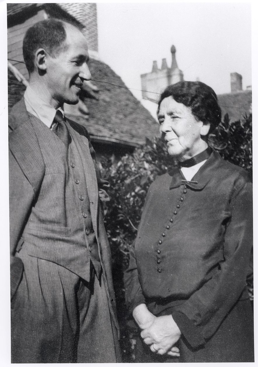 Marcel Jouhandeau (1888-1979) se svou matkou, kolem roku 1931 od French Photographer