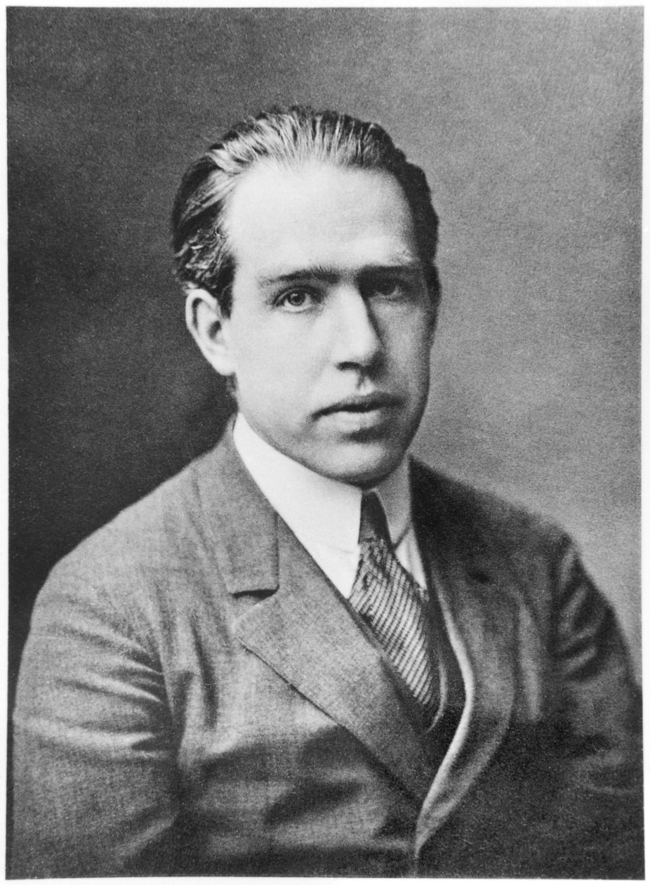 Niels Bohr (1885-1962) kolem roku 1922 od French Photographer