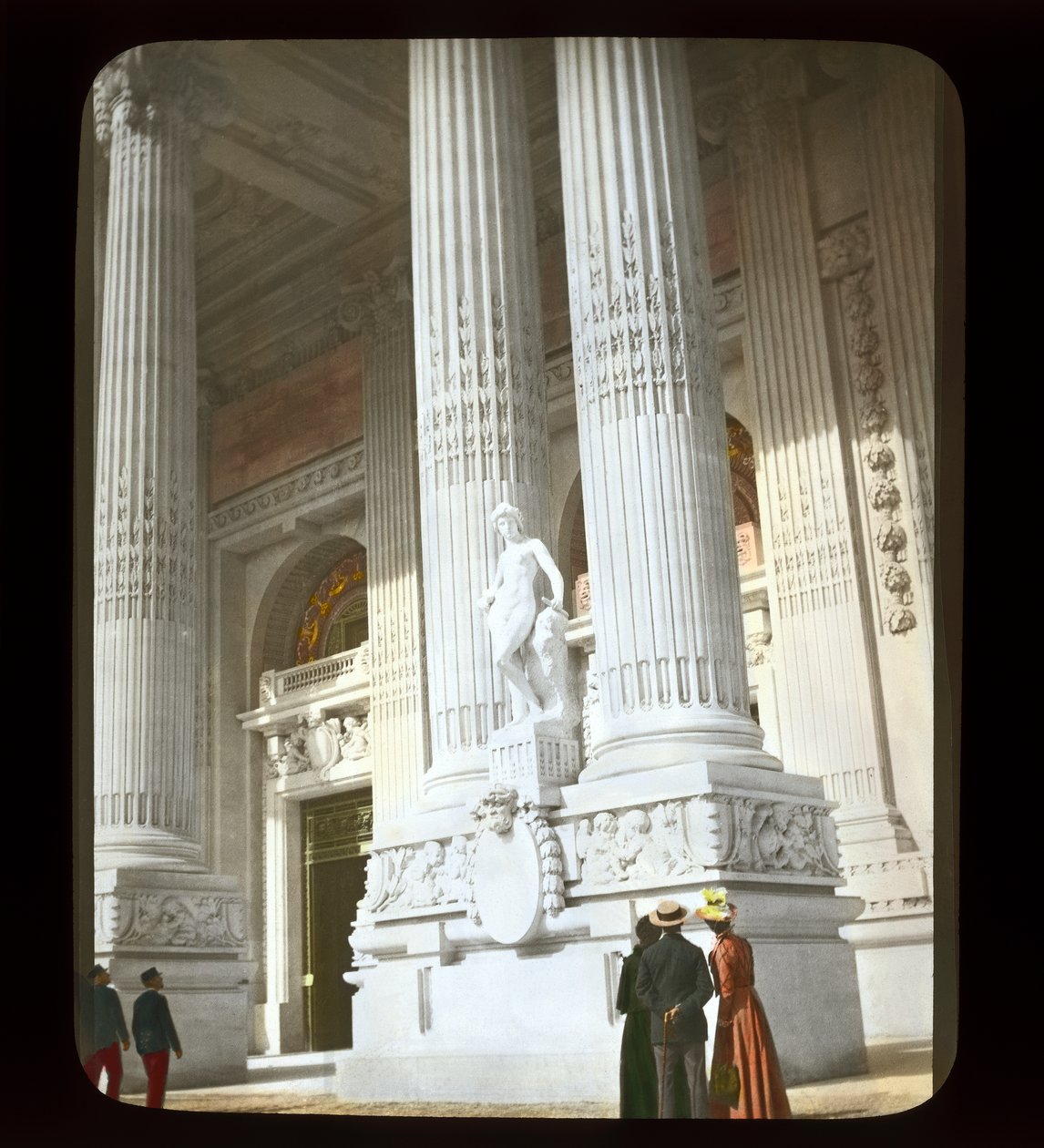 Pařížská expozice: Grand Palais, 1900 (skluzavka lucerny) od French Photographer