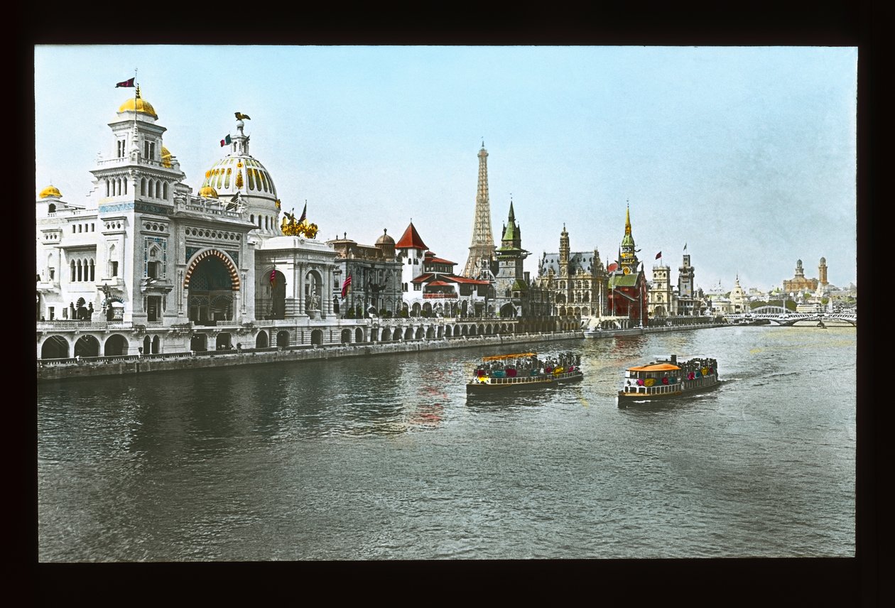 Pařížská expozice: Quai des Nations, Osmanský pavilon a pavilon Spojených států, 1900 (skluzavka s lucernou) od French Photographer
