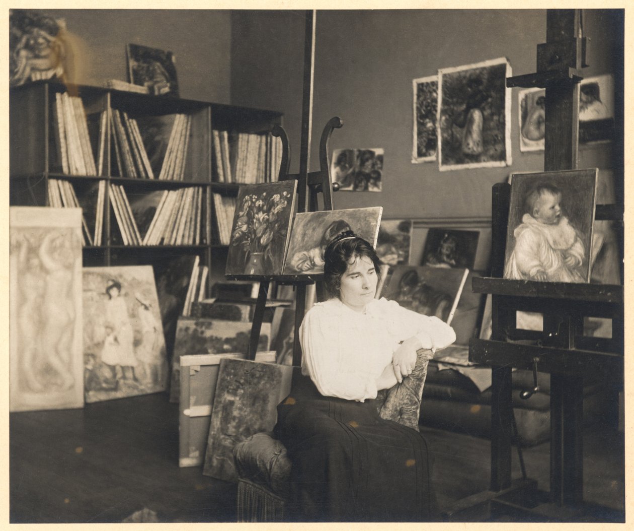 Portrét Gabrielle Renard (1878-1959) od French Photographer