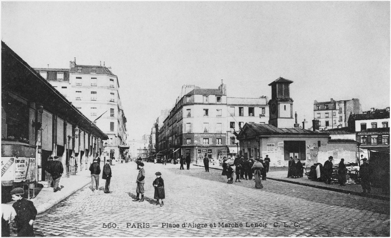 Pohlednice zobrazující Place dAligre a Marche Lenoir, Paříž, kolem roku 1900 od French Photographer