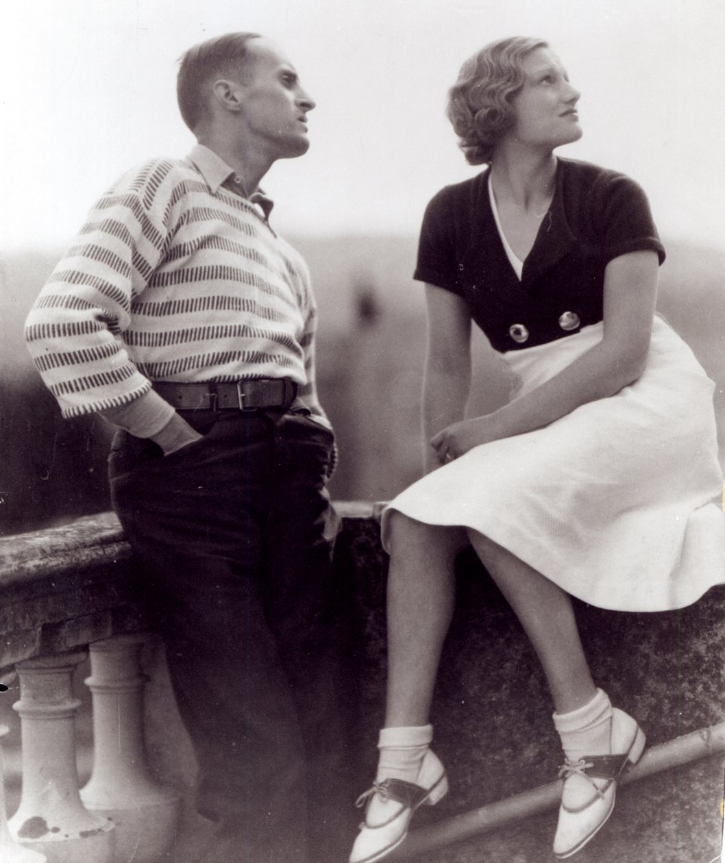 Rene Clair s neznámou herečkou od French Photographer