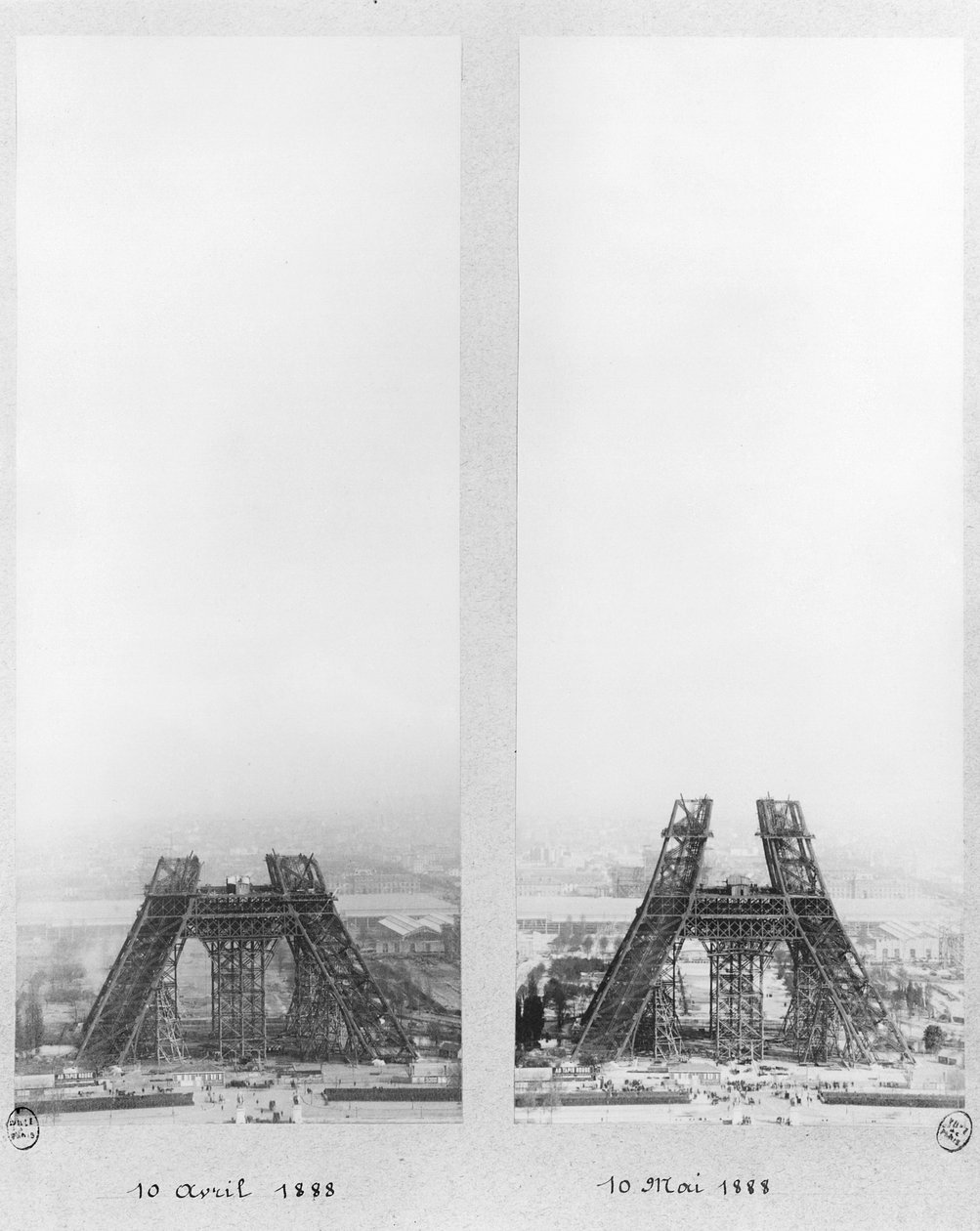 Dva pohledy na stavbu Eiffelovy věže, Paříž, 10. dubna a 10. května 1888 od French Photographer