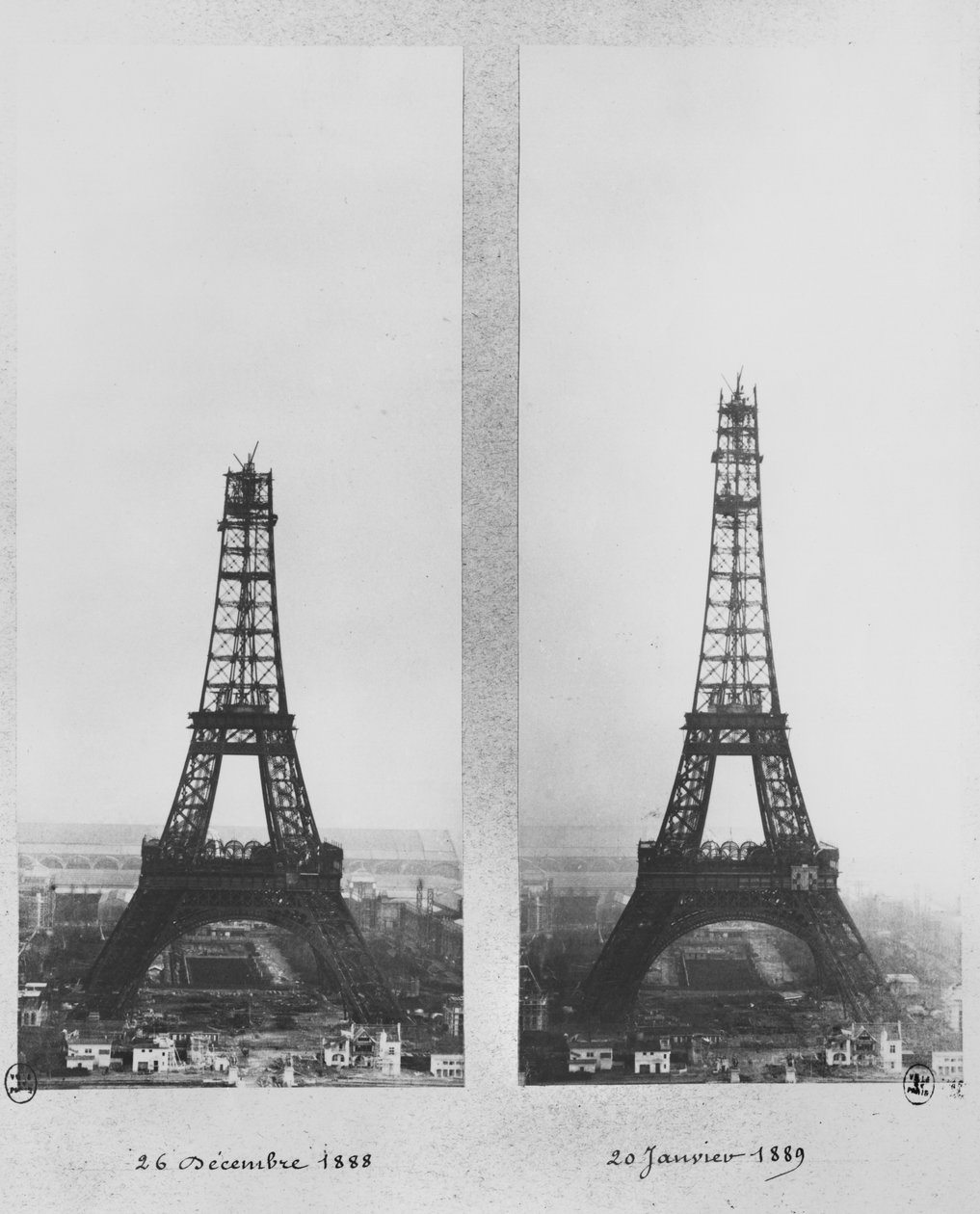 Dva pohledy na stavbu Eiffelovy věže, Paříž, 26. prosince 1888 a 20. ledna 1889 od French Photographer