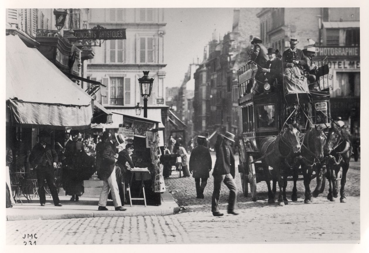 Pohled na Paříž, kolem roku 1900 od French Photographer