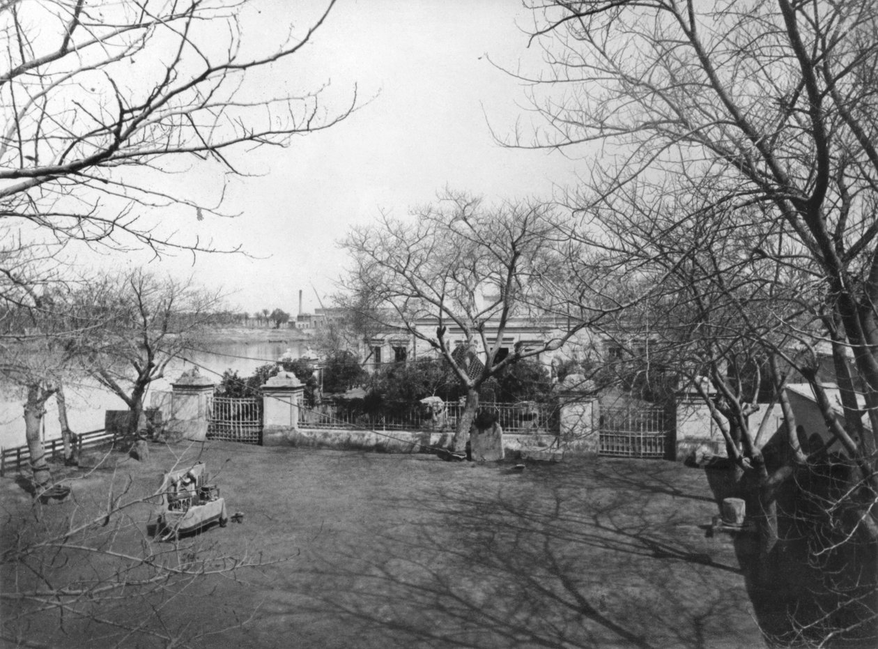 Pohled na muzeum Boulaq z hospody Album du Musee de Boulaq od Auguste Mariette Bey (1821-81). Moures et Cie, Káhira, 1872 od French Photographer