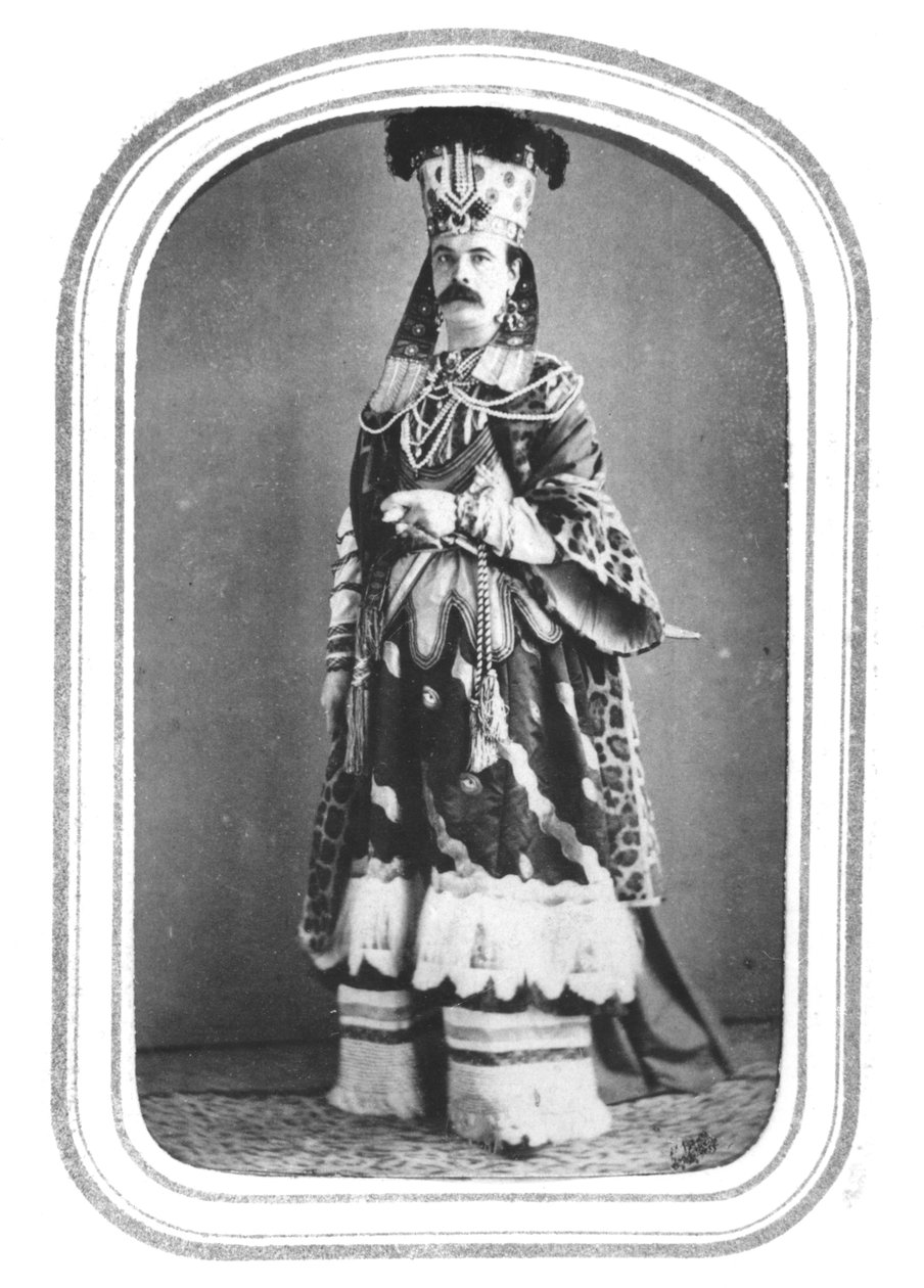 Vizitka Charlese Fredericka Wortha (1825-95) v maškarním oděvu, c. 186O od French Photographer
