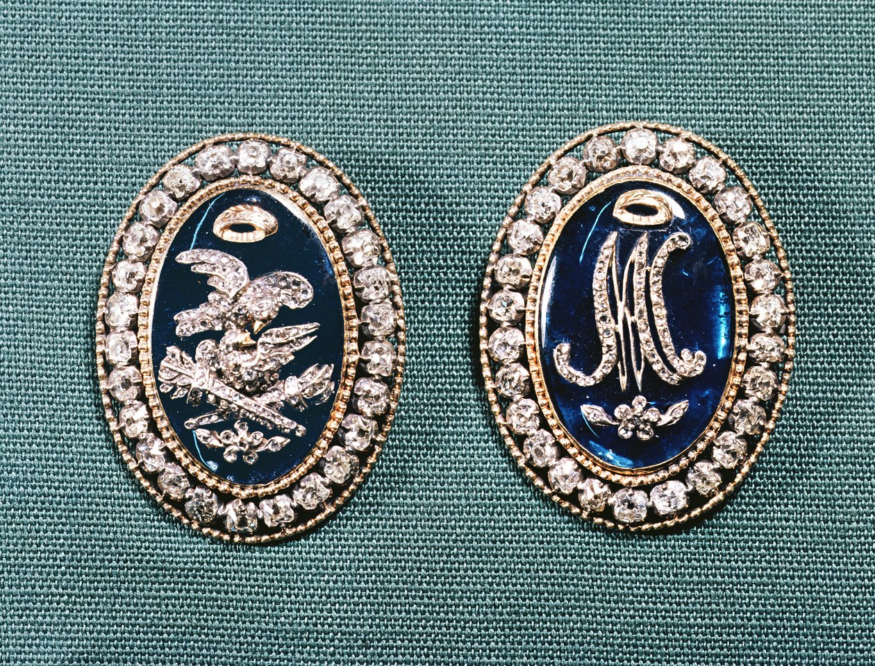 Náramkové spony, konec 18. století (diamant a pasta zasazené do zlata) od French School