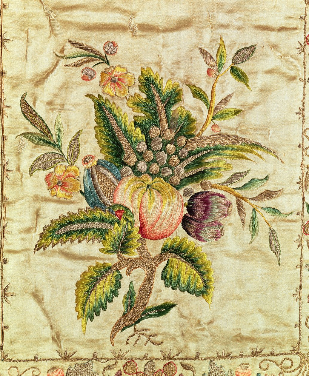 Ornát, kolem roku 1785 (satén vyšívaný zlatými a stříbrnými nitěmi v gaučové práci) od French School