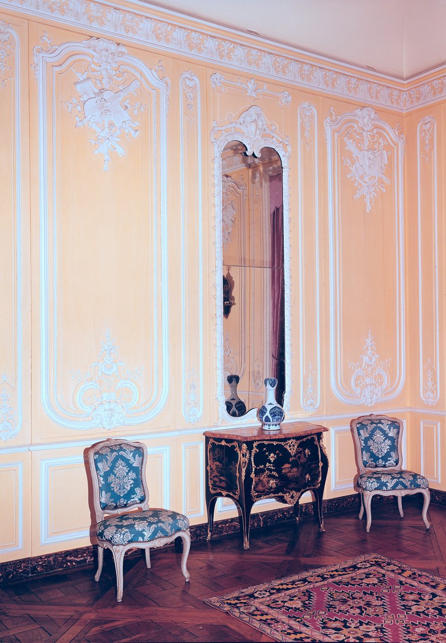 Žlutý salon ve stylu Ludvíka XV od French School