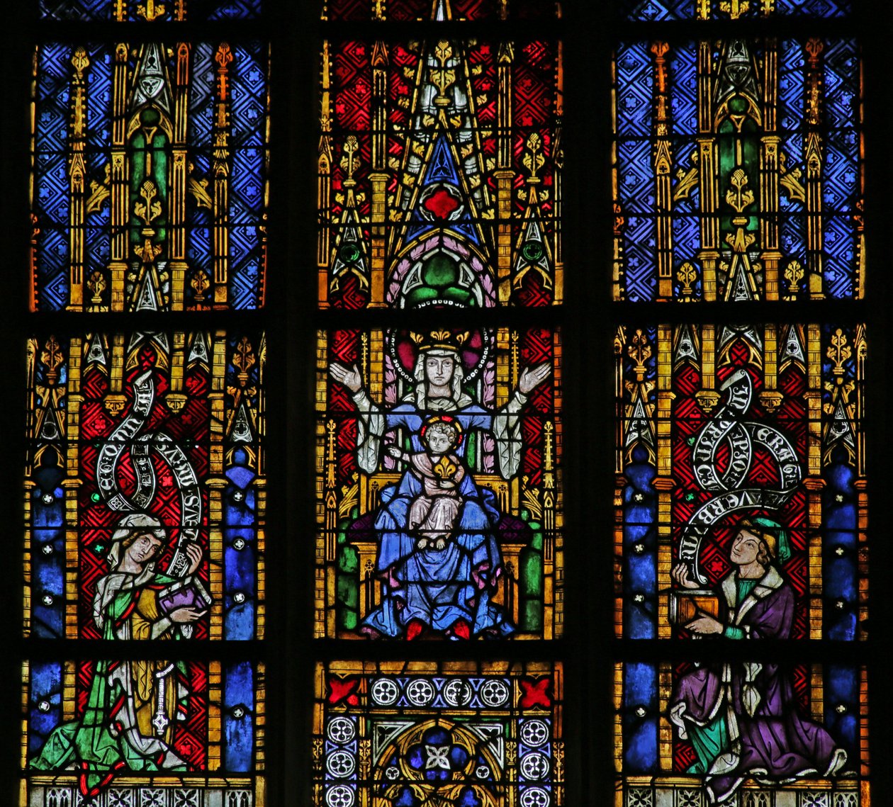 Okno zobrazující Pannu s dítětem s dárci, c. 1320, 14.-20. století od French School