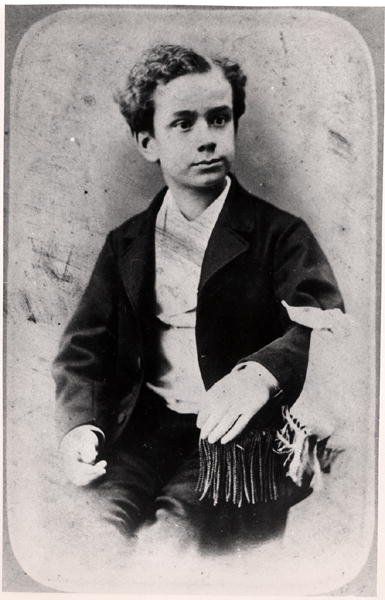 Fernand Pelloutier (1867-1901) jako dítě (černobílá fotografie) od French Photographer